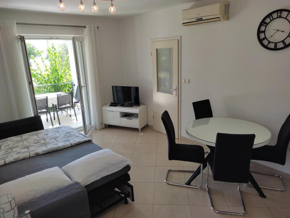 Grey House Zadar Apartment ภายนอก รูปภาพ